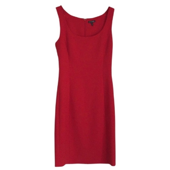 form fitting cocktail dresses